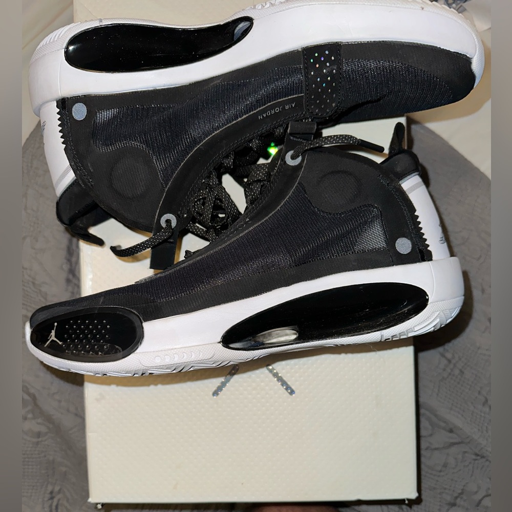 Jordan 34 Eclipse